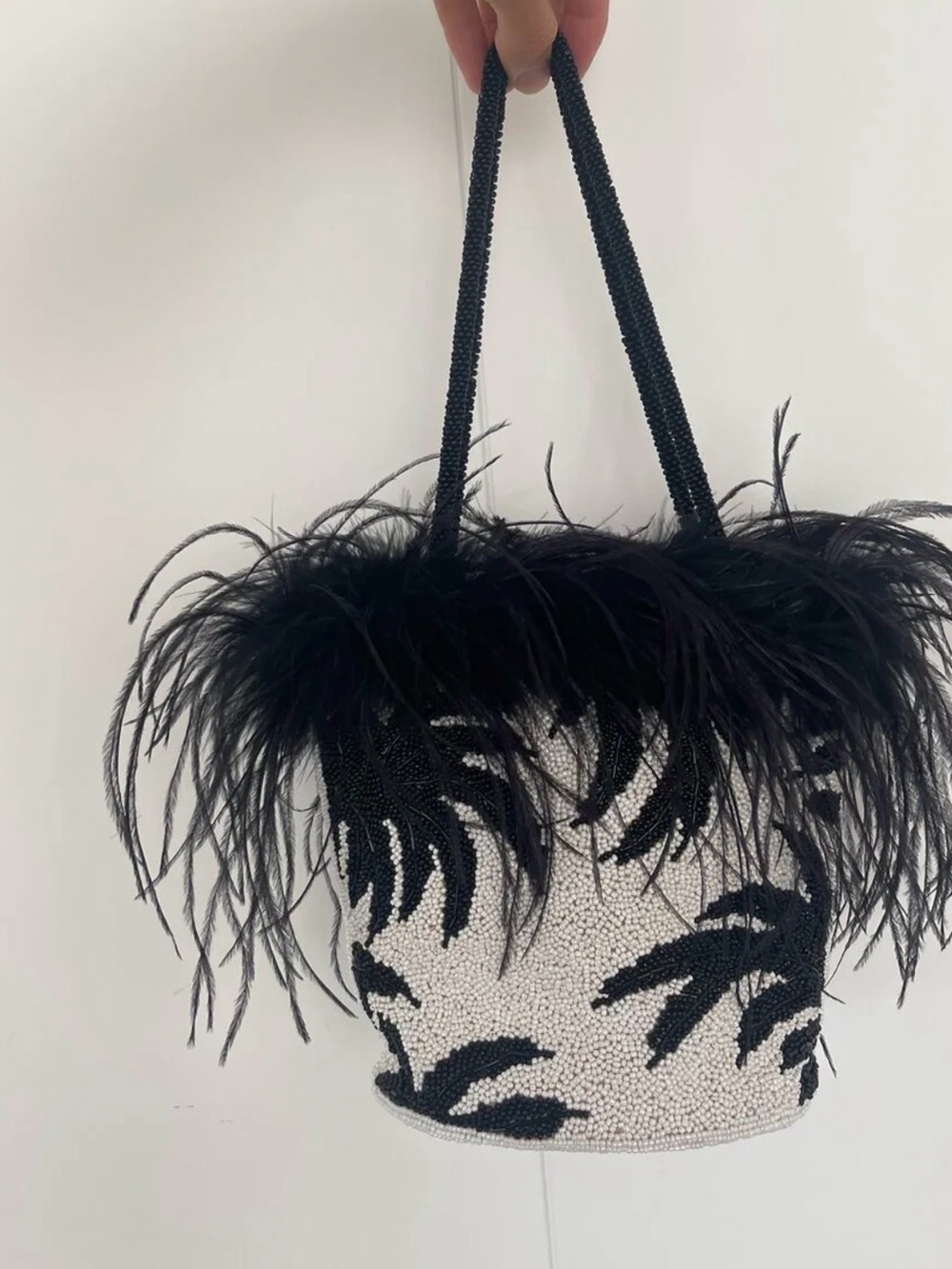 Vintage bearded ostrich feather hand  Bag